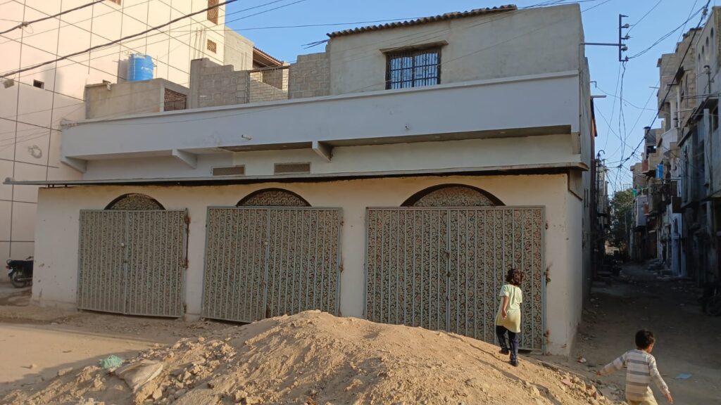2 Side Corner House is Available For Sale