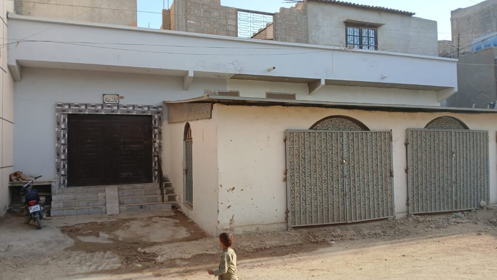 2 Side Corner House is Available For Sale